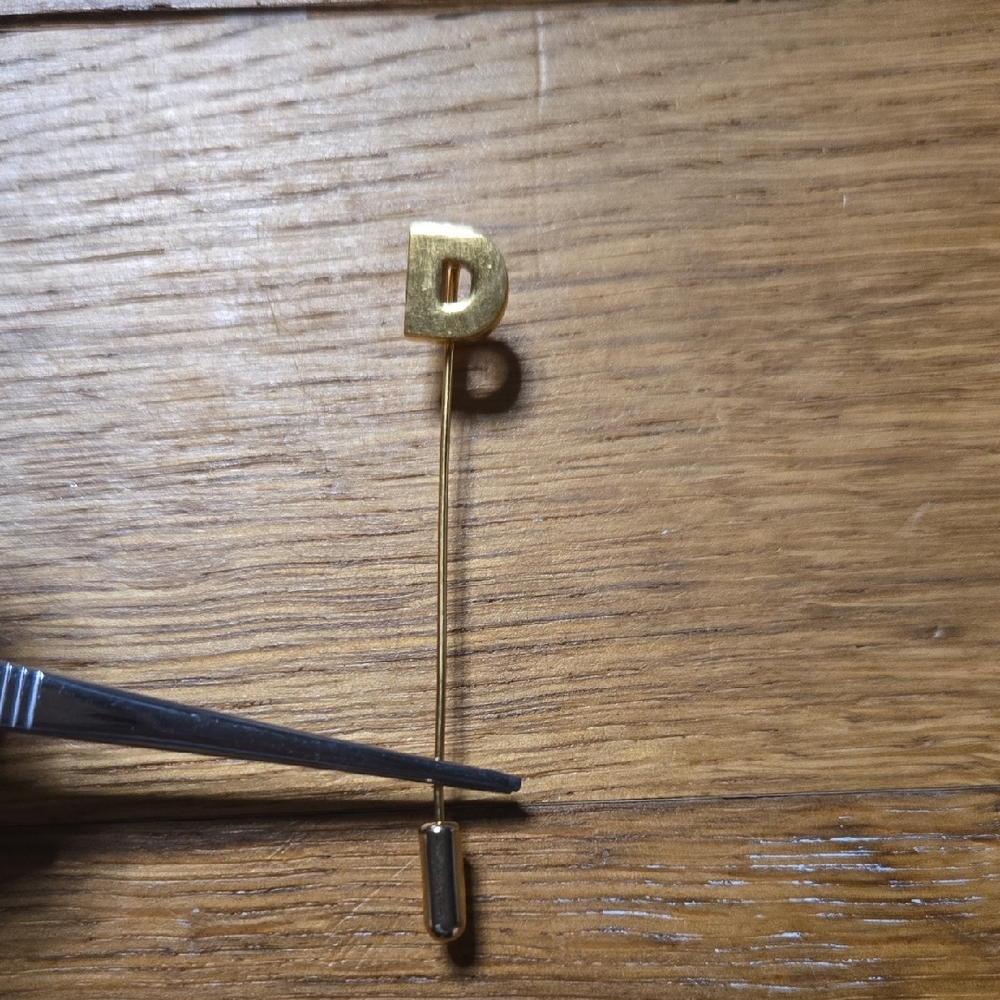 Vintage Trifari Gold Letter 'D' Pin